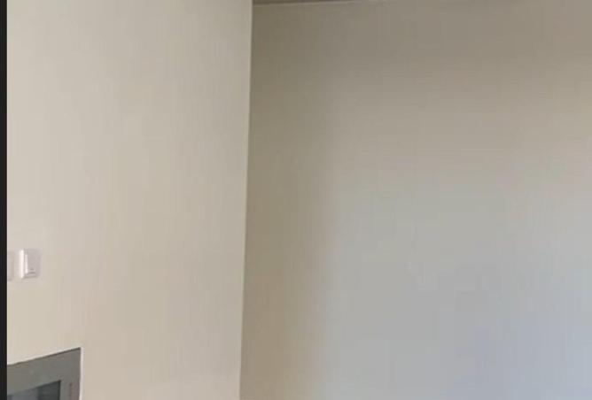 81111706 - Property Image 2