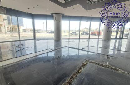 Shop - Studio - 1 for rent in Trio Building - Al Barsha 1 - Al Barsha - Dubai