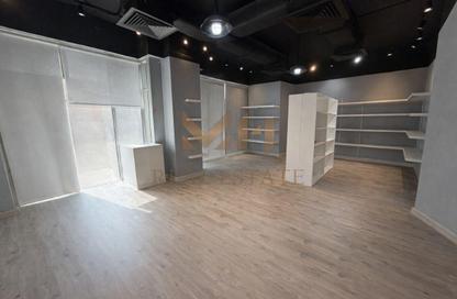 Retail - Studio for rent in Al Nahyan - Abu Dhabi