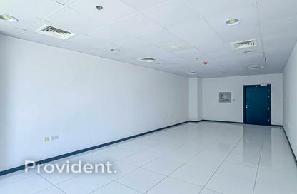 Office Space - Studio - 1 Bathroom for rent in Tamani Art Tower - Business Bay - Dubai