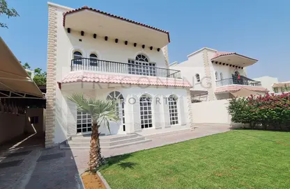 Villa - 5 Bedrooms - 6 Bathrooms for rent in Umm Suqeim 2 Villas - Umm Suqeim 2 - Umm Suqeim - Dubai Villa - 5 Bedrooms - 6 Bathrooms for rent in Umm Suqeim 2 Villas - Umm Suqeim 2 - Umm Suqeim - Dubai