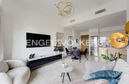 Apartment - 1 Bedroom - 1 Bathroom for rent in Burj Royale - Downtown Dubai - Dubai