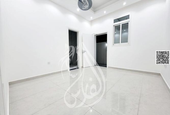 125191106 - Property Image 3