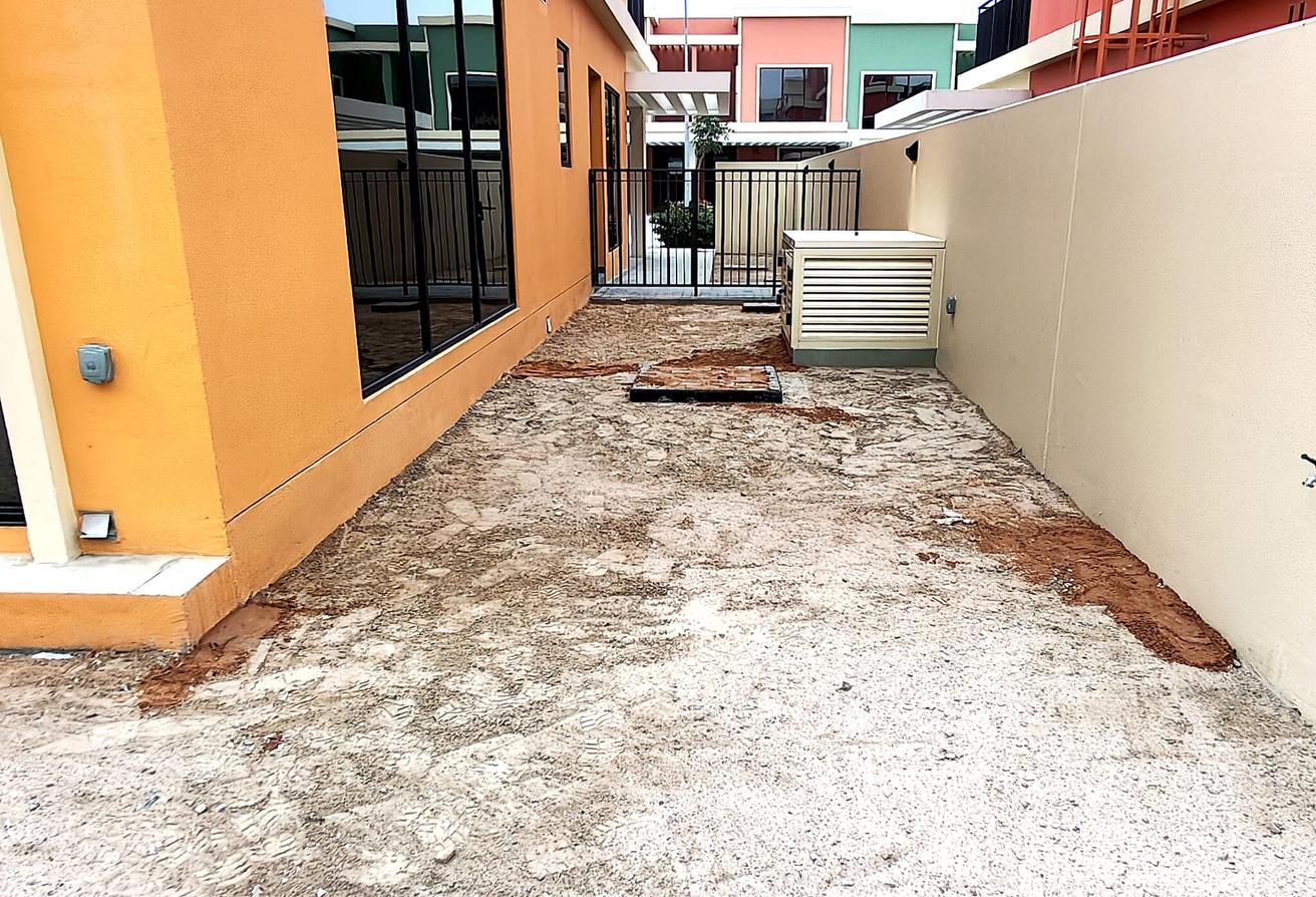 Brand New | 5 Bed + Maid Townhouse | Vacant photo 2