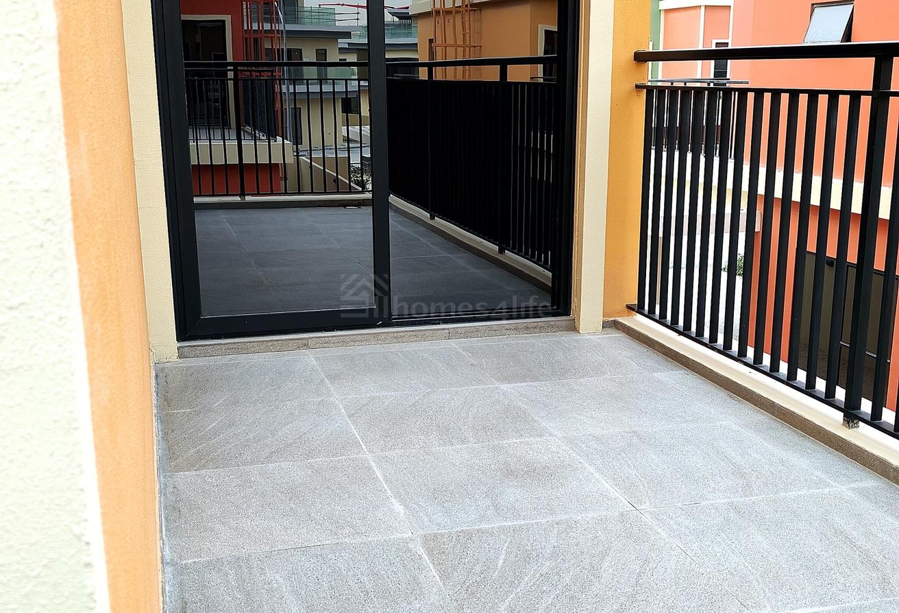 Brand New | 5 Bed + Maid Townhouse | Vacant photo 15