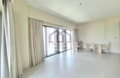 Apartment - 2 - 3 for rent in Burj Royale - Downtown Dubai - Dubai