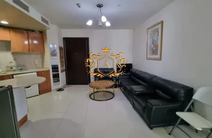 شقة - غرفة نوم - 1 حمام للايجار في بوابة دبي الجديدة 1 - (JLT) مجمع Q - أبراج بحيرات الجميرا - دبي