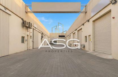 Warehouse - Studio - 2 Bathrooms for rent in Al Quoz Industrial Area 3 - Al Quoz Industrial Area - Al Quoz - Dubai Warehouse - Studio - 2 Bathrooms for rent in Al Quoz Industrial Area 3 - Al Quoz Industrial Area - Al Quoz - Dubai