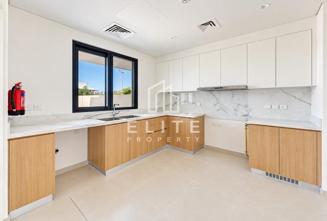 3-bed townhouse in Jebel Ali Village Townhouses · Brand new — photo 3