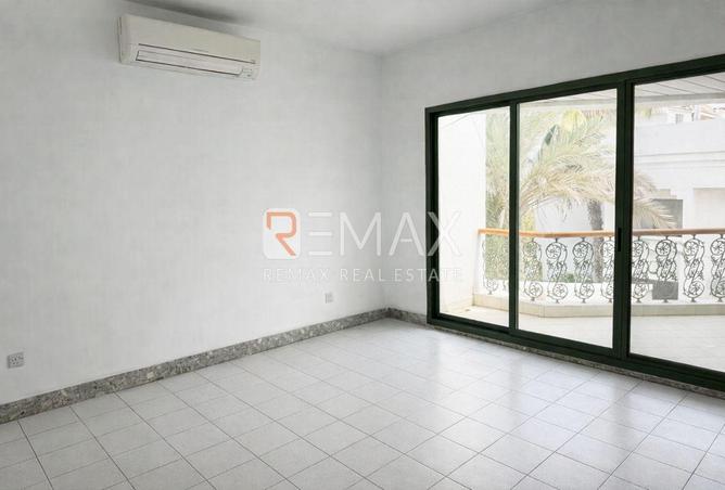 73862451 - Property Image 3