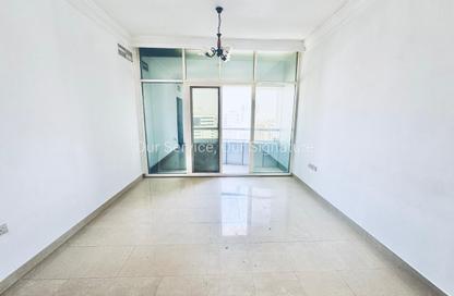 Apartment - 1 Bedroom - 2 Bathrooms for rent in New Al Taawun Road - Al Taawun - Sharjah