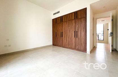 Townhouse - 3 - 2 for rent in Maha Townhouses - Town Square - Dubai