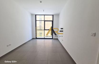 Apartment - 1 Bedroom - 2 Bathrooms for rent in Al Mamsha - Muwaileh - Sharjah