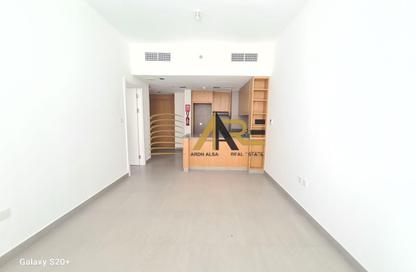 Apartment - 1 Bedroom - 2 Bathrooms for rent in Al Mamsha - Muwaileh - Sharjah Apartment - 1 Bedroom - 2 Bathrooms for rent in Al Mamsha - Muwaileh - Sharjah