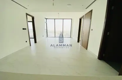 شقة - 2 غرف نوم - 4 حمامات للايجار في برج The Crest A - ذا كريست - صبحا هارتلاند - مدينة الشيخ محمد بن راشد - دبي