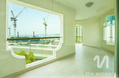 Apartment - 3 Bedrooms - 4 Bathrooms for sale in Al Tamr - Shoreline Apartments - Palm Jumeirah - Dubai