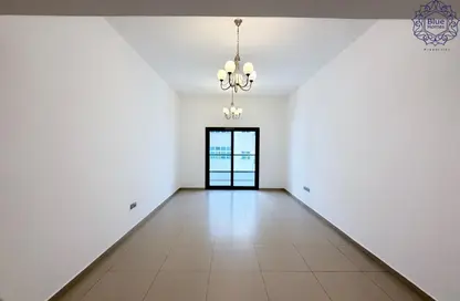 شقة - 2 غرف نوم - 3 حمامات للايجار في منازل ٢ - البرشاء 1 - البرشاء - دبي