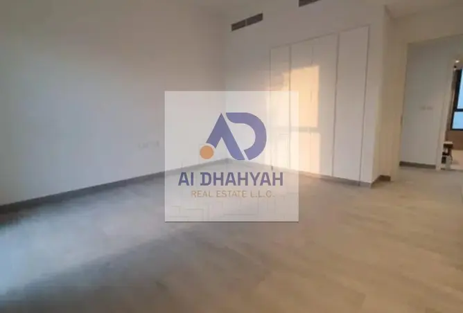 165025611 - Property Image 3