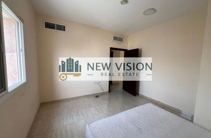 Apartment - 1 - 1 for rent in Al Qulayaa Building - Al Qulaya'ah - Al Sharq - Sharjah Apartment - 1 - 1 for rent in Al Qulayaa Building - Al Qulaya'ah - Al Sharq - Sharjah