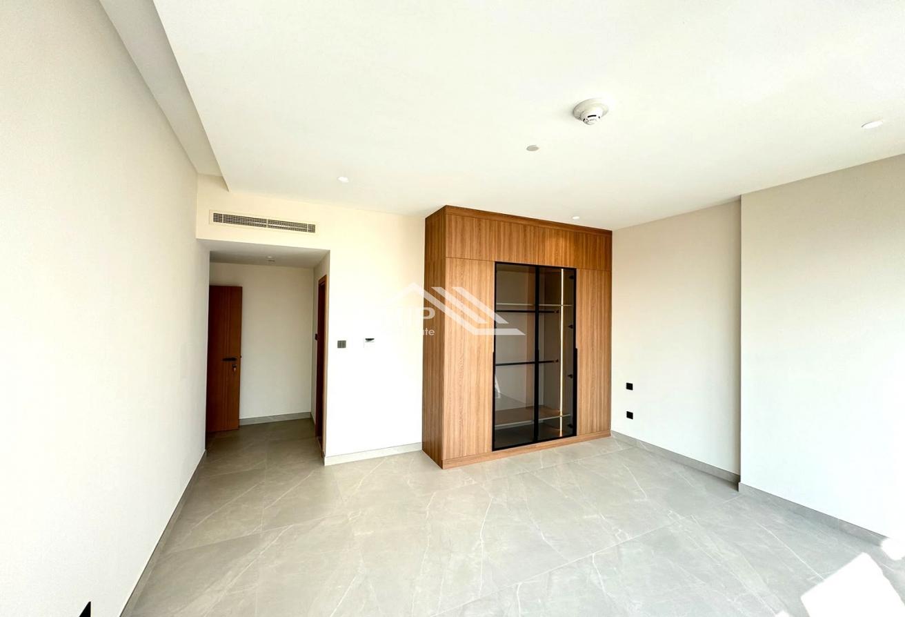 Prime Location | Ready to move in | Chiller Free photo 4
