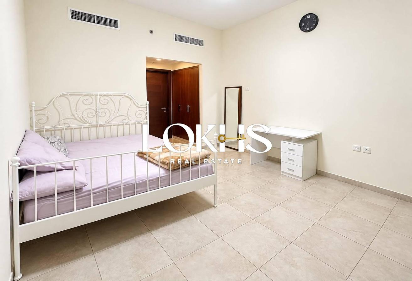 Exclusive | Furnished | Semi Closed Kitchen photo 9
