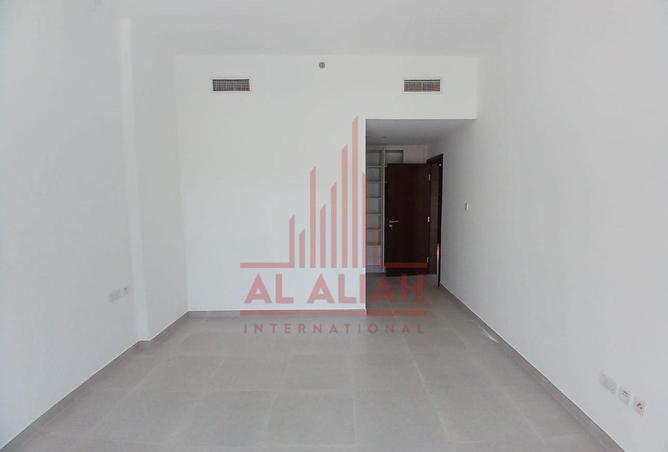 114155020 - Property Image 2