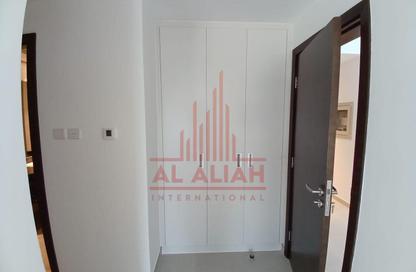 Apartment - 2 Bedrooms - 3 Bathrooms for rent in Bloom Marina - Al Bateen - Abu Dhabi