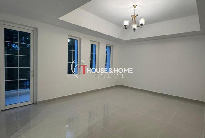 64404637 - Property Image 2