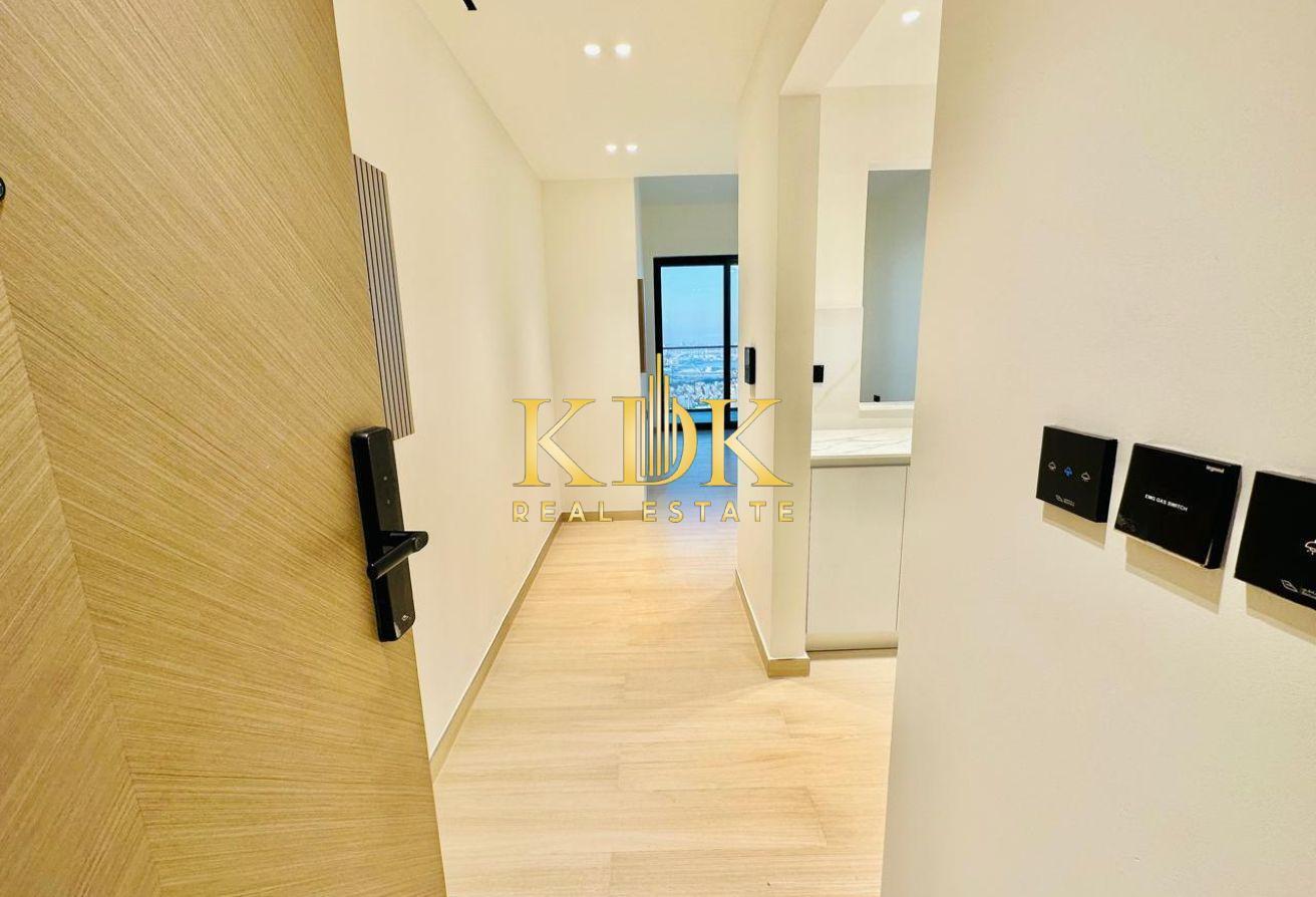 Pool View | Spacious Unit | Ready To Move photo 3