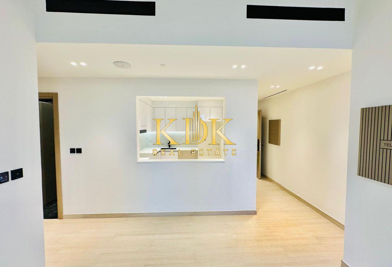 Pool View | Spacious Unit | Ready To Move photo 8