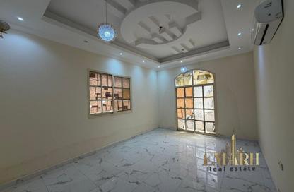 Villa - 5 - 7 for rent in Al Mowaihat 3 - Al Mowaihat - Ajman
