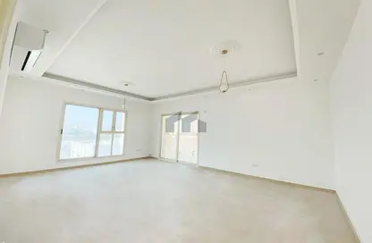 Villa - Studio - 5 Bathrooms for sale in Shakhbout City - Abu Dhabi