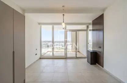 Apartment - 1 Bathroom for rent in Deansgate By Ade - Majan - Dubai