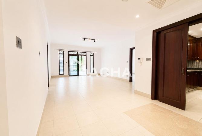 114165912 - Property Main Image