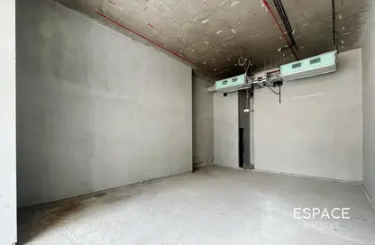 محل - استوديو للايجار في كيرف باي سيترو - ارجان - دبي