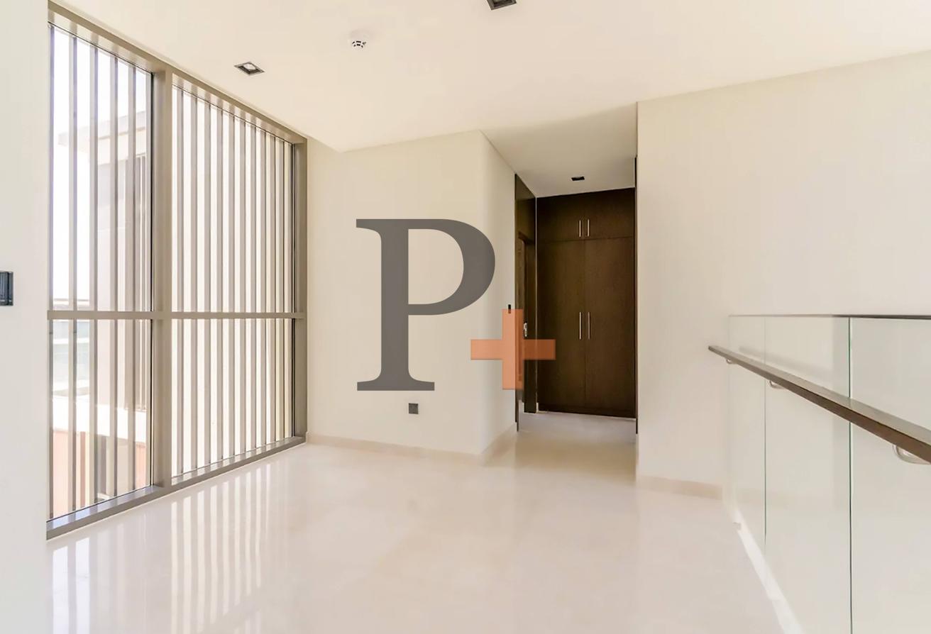 Park backing 4 BR| Lowest in market | Roof terrace photo 5