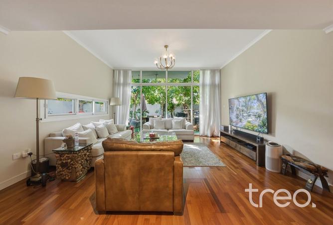 72311209 - Property Image 3