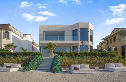 Villa - 6 Bedrooms - 5 Bathrooms for sale in Palm Jumeirah - Dubai