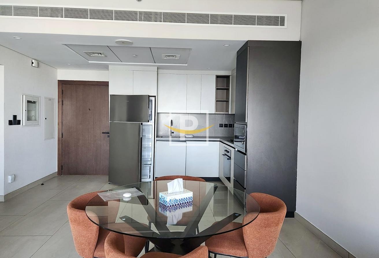 Exclusive | Signature Floor | Furnished Smart Home photo 3