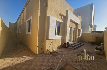 Villa - 3 Bedrooms - 5 Bathrooms for rent in Al Yasmeen 1 - Al Yasmeen - Ajman
