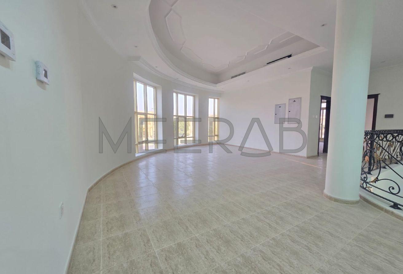 WELL KEPT | SPACIOUS 5BEDS VILLA | PVT GARDEN photo 9