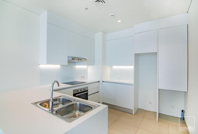 Spacious Bright 1BR with Balcony | 2 Baths photo 2