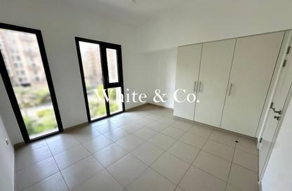 Apartment - 2 Bedrooms - 2 Bathrooms for sale in Hayat Boulevard 1B - Hayat Boulevard 1 - Hayat Boulevard - Town Square - Dubai