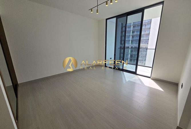 Modern Studio | Balcony | Downtown View |