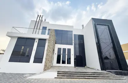 فيلا - 4 غرف نوم - 6 حمامات للايجار في البرشاء جنوب 1 - جنوب البرشاء - البرشاء - دبي