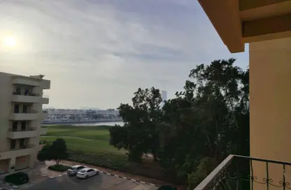 شقة - 2 غرف نوم - 3 حمامات للايجار في شقق الجولف - قرية الحمرا - رأس الخيمة