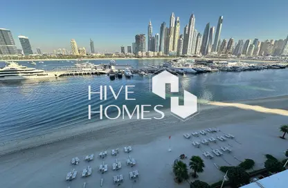 Apartment - 1 Bedroom - 1 Bathroom for sale in Palace Beach Residence Tower 2 - Palace Beach Residence - EMAAR Beachfront - Dubai Harbour - Dubai