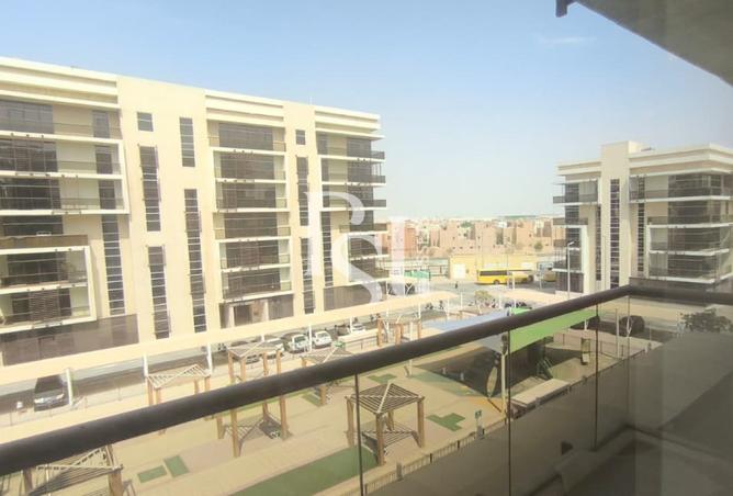 143744302 - Property Image 2