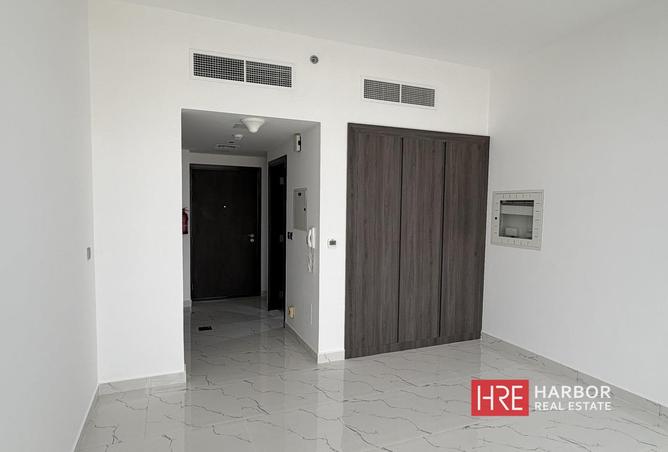 76164907 - Property Image 2