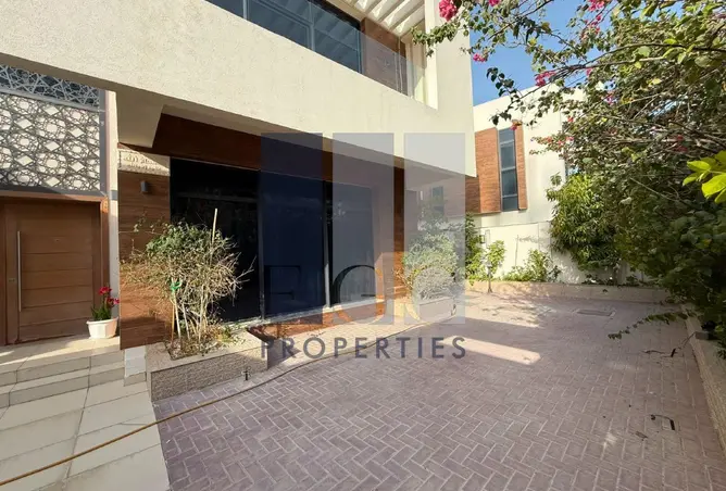 124284589 - Property Image 3